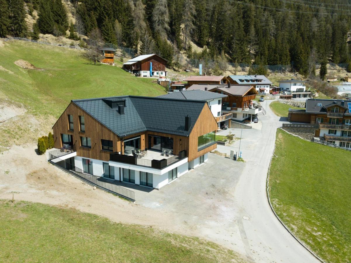 Der Wolf -Suiten Sankt Anton am Arlberg Exterior foto